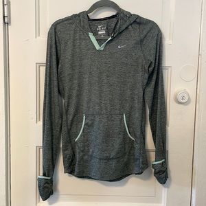 Nike LS Hooded top